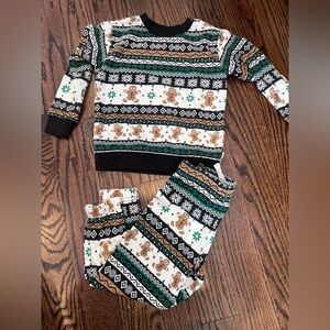 NWOT.  Toddler Christmas sweatpants/ sweatshirt set